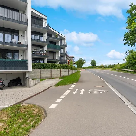 Anytime - Penthouse Mit Terrasse Und Bergsicht * فريدريشسهافن